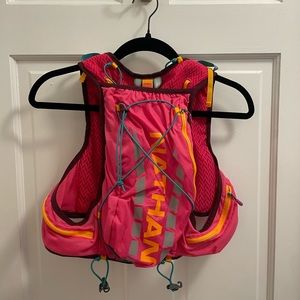 Nathan Vapor Airess 7L Hydration Vest Pink/Orange No Bladder